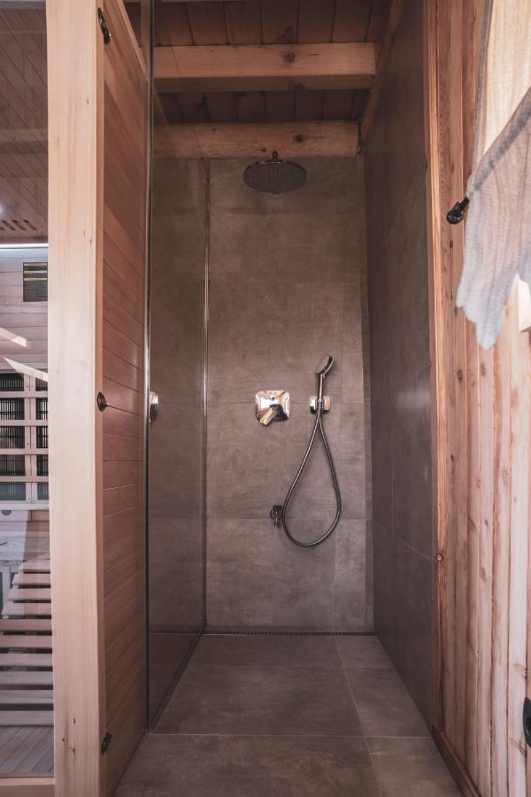 Hiska Ulala Villa Dob Luaran gambar